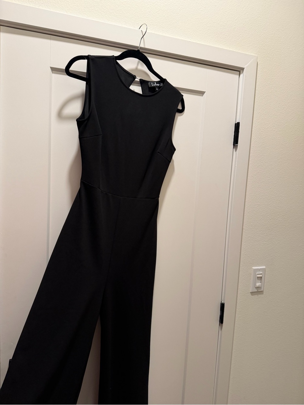 Lulu's Black Sleeveless Wide-Leg Jumpsuit with Cutout Back